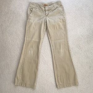 Department of Peace size 7 beige boot cut
